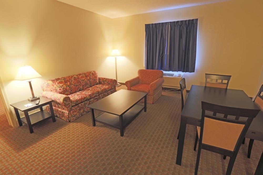 Comfort Inn & Suites Mundelein-Vernon Hills Bagian luar foto