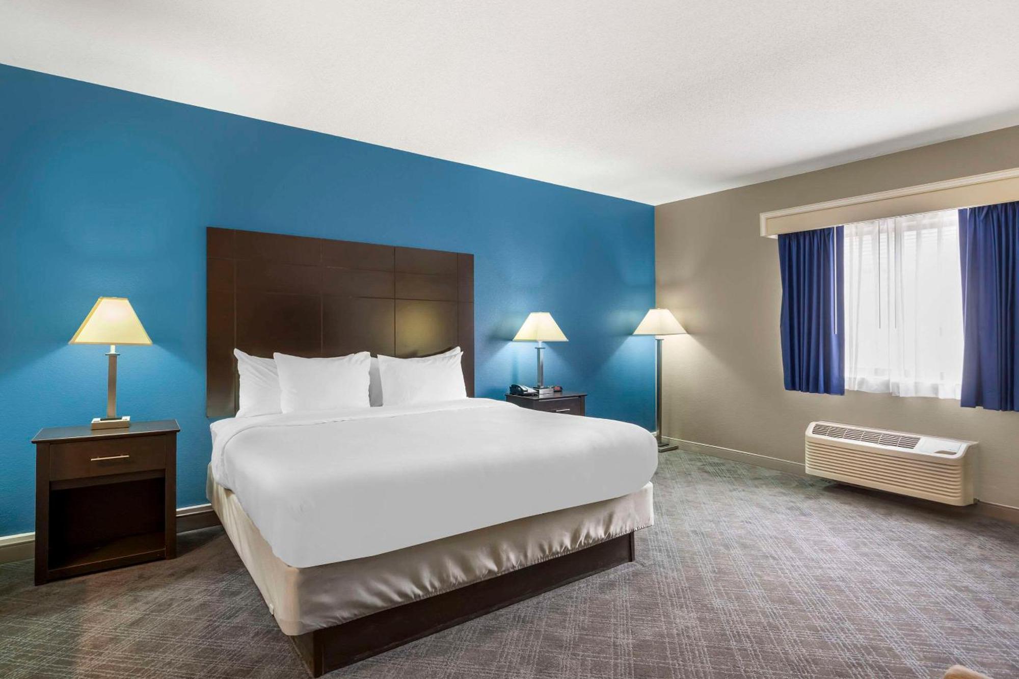 Comfort Inn & Suites Mundelein-Vernon Hills Bagian luar foto